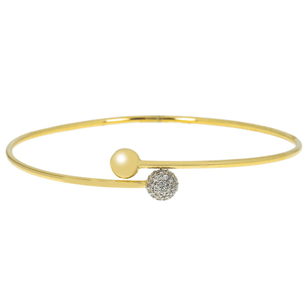 18K Yellow Gold & 0.23 ct Diamond Bangle (3.72 grams) | 



Add a touch of elegance to your wardrobe with this 18k yellow gold and diamond bangle by Vira...