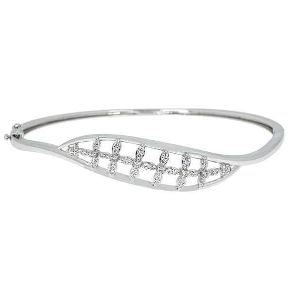 18K White Gold & 0.35 ct Diamond Bangle (9.65 grams) |  




Add a touch of luxury to your jewelry collection with this 18k white gold and diamond bangl...