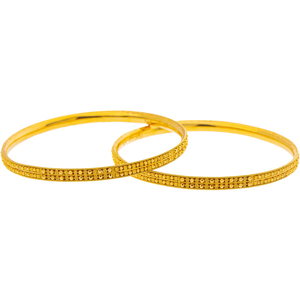 22K Yellow Gold Bangle Set of 2 (29gm) | 



Indulge in fine gold artistry with this dazzling 22k bangle set, blending modern elegance and...