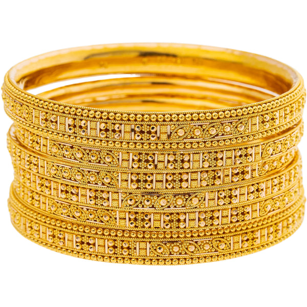 22K Yellow Gold Bangle Set of 6 (79.7gm) | 



Sophisticated and stylish, this 22k gold bangle set by Virani Jewelers captures the allure of...