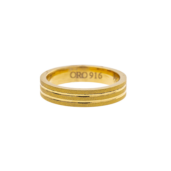 22K Yellow Gold Ring (5.3gm) | 



Embrace tradition and style with this 22k yellow gold ring, a brilliant piece of fine gold je...