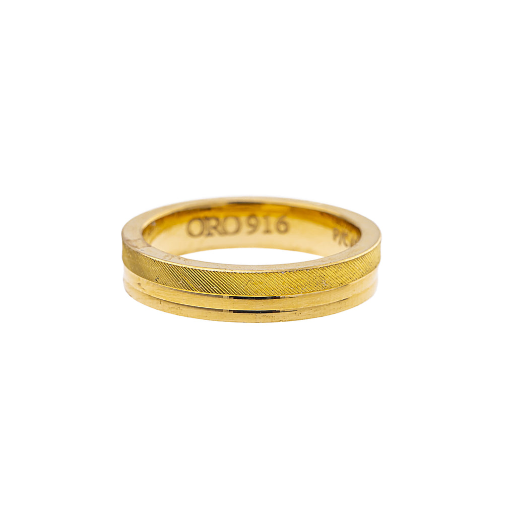 22K Yellow Gold Ring (5.4gm) | 



Adorn yourself with this stunning 22k yellow gold ring, a timeless treasure in fine gold jewe...