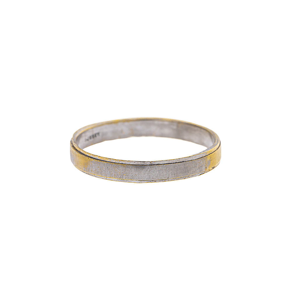 22K Multi-Tone Gold Ring (3.3gm) | 



Elevate any outfit with this dazzling 22k yellow gold ring, a brilliant addition to fine gold...