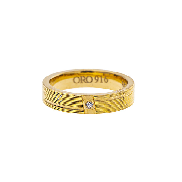 22K Yellow Gold & Cubic Zirconia Ring (6.2gm) | 



Radiate sophistication with this 22k yellow gold ring, adorned with sparkling cubic zirconia,...