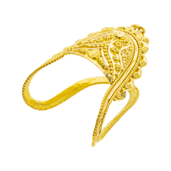 22K Yellow Gold Vanki Ring (3.8gm) | 



Elevate your style with this elegant 22k yellow gold Vanki ring by Virani Jewelers, featuring...