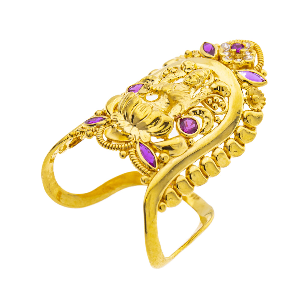 22K Yellow Gold Temple Vanki Ring w/ Ruby & CZ (5.7gm) | 



Celebrate timeless elegance with this 22k yellow gold Vanki ring, featuring cubic zirconia an...