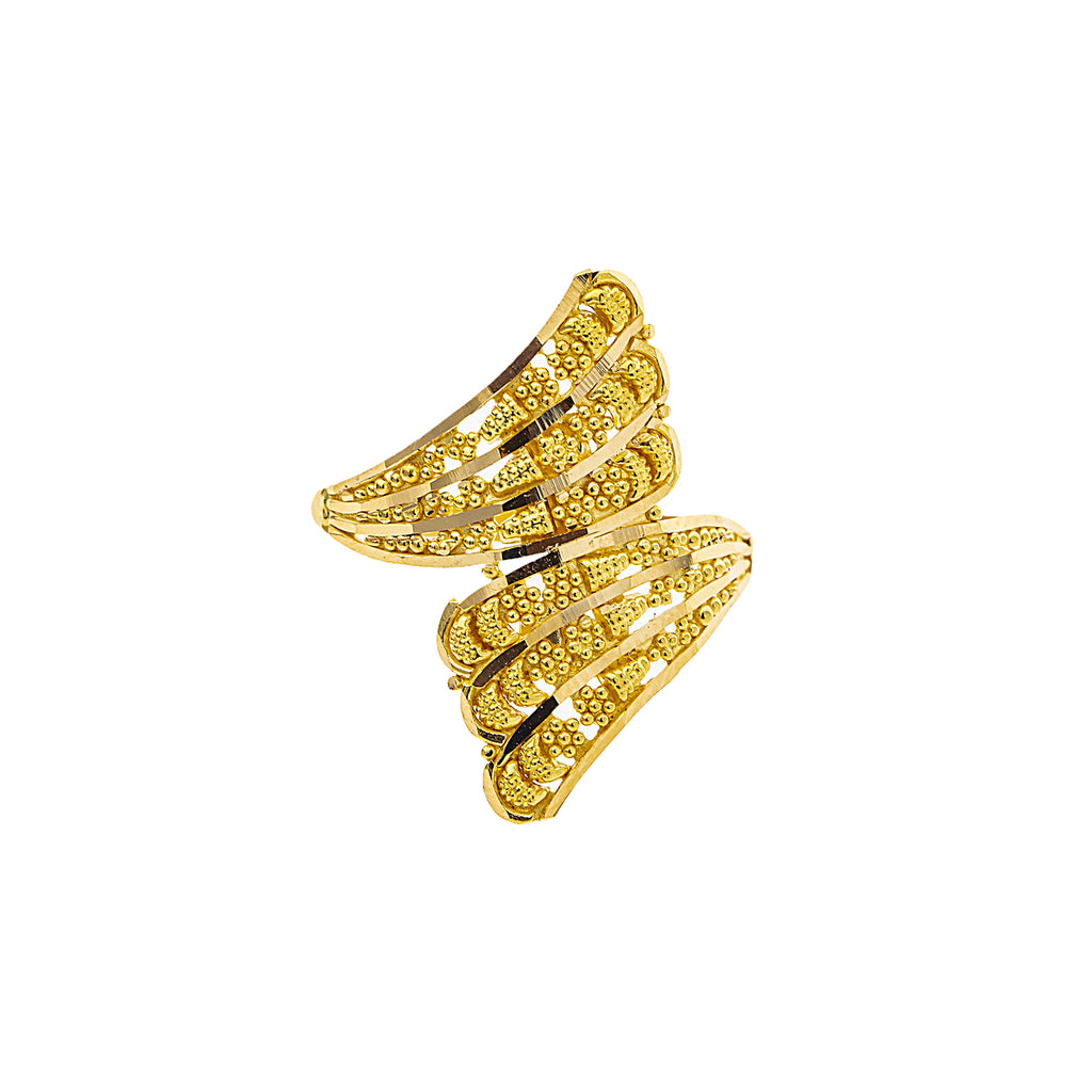 22K Yellow Gold Cocktail Ring (3gm) | 



This 22k yellow gold ring by Virani Jewelers captures the essence of fine craftsmanship, insp...