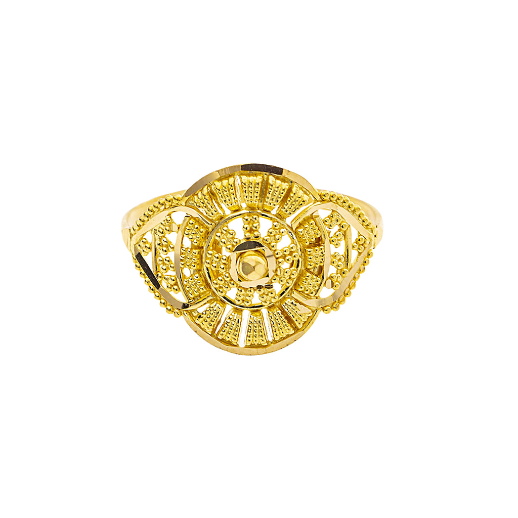 22K Yellow Gold Cocktail Ring (2.3gm) | 



Sophistication meets tradition in this 22k gold ring by Virani Jewelers, a stunning addition ...