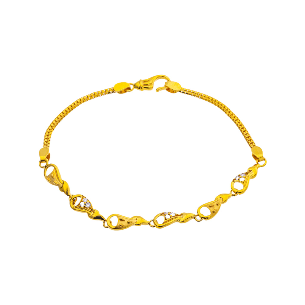 22K Yellow Gold & CZ 7 inch Link Bracelet (6gm) | 



Make a bold statement of elegance with this 22k yellow gold and cubic zirconia bracelet by Vi...