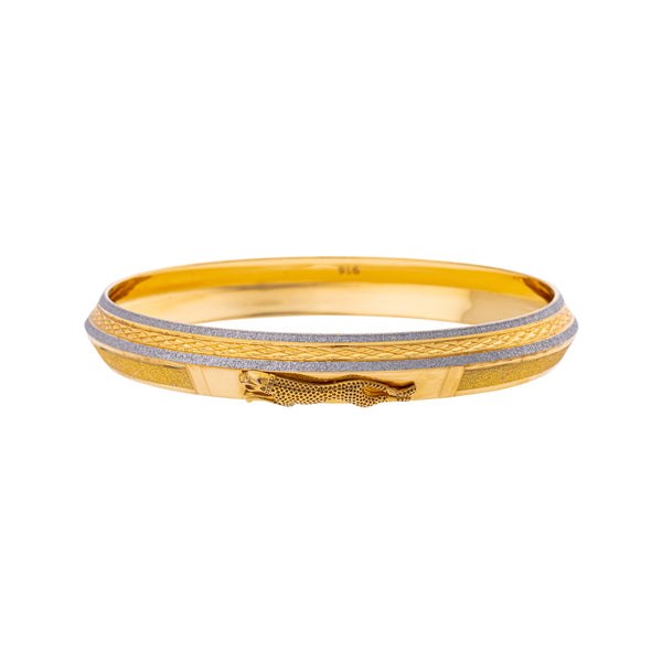 22K Yellow Gold Kada Bangle in Size 2.11 (34.5 gm) | 



Uncover the unmatched elegance of this 22k yellow gold Kada bangle by Virani Jewelers, the pi...