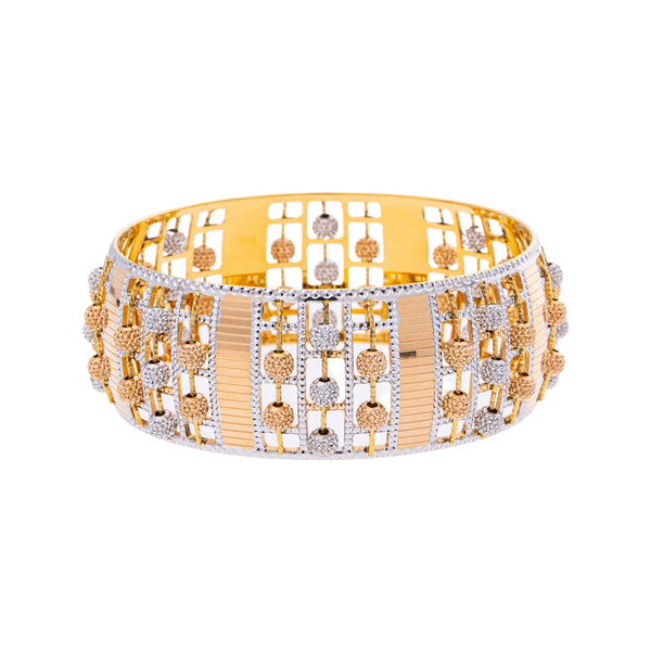 22K Yellow & White Gold Bangle in Size 2.6 (60.1 gm) | 



Add timeless charm to your jewelry collection with this beautiful 22k yellow and white gold b...