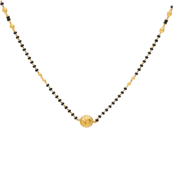 22K Yellow Gold 18 Inch Mangalsutra Chain (6.3gm) | 



Embrace tradition with this lovely 22k gold Mangalsutra chain from Virani Jewelers.This elega...