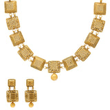 22K Yellow Gold Antique Necklace Set (39.2gm) | 



This 22k yellow gold necklace and earring set by Virani Jewelers is a masterpiece of quality ...